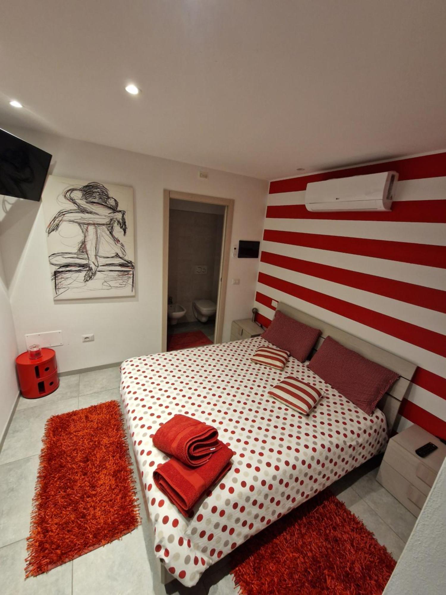 Bed and Breakfast Casa Rosso Blu à Sorico Extérieur photo
