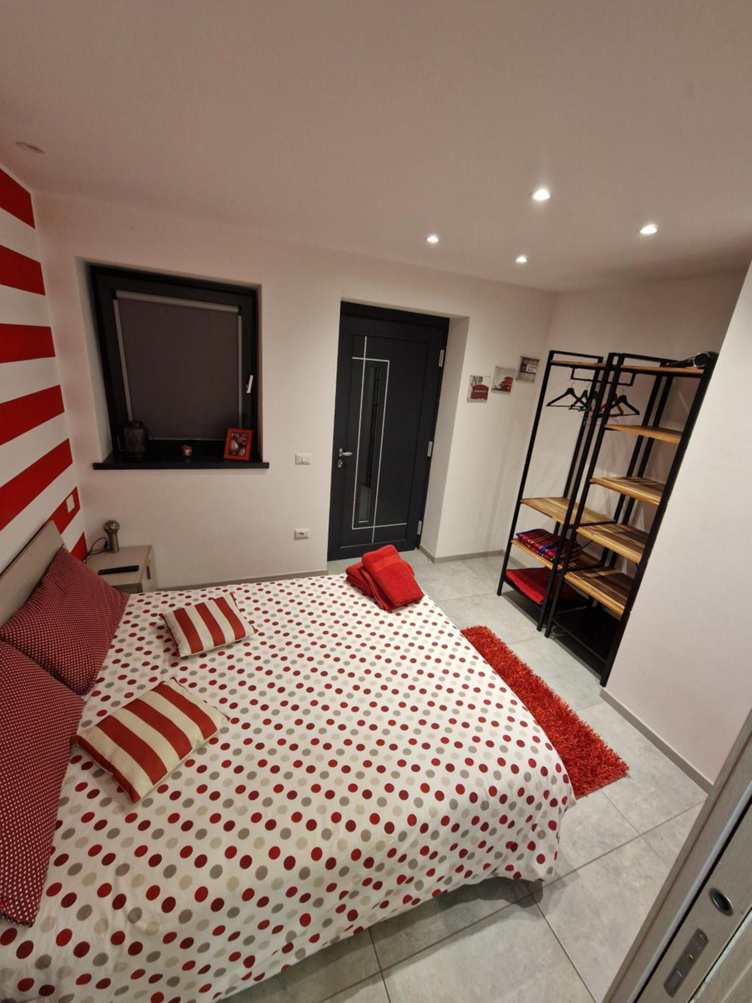 Bed and Breakfast Casa Rosso Blu à Sorico Extérieur photo
